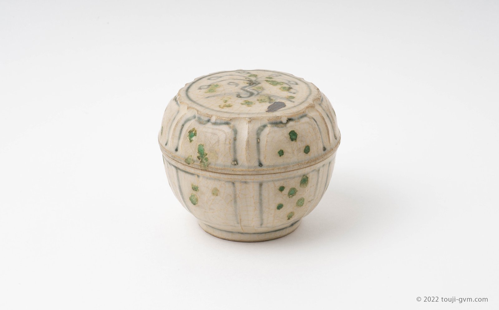 宋胡録盖盒 – Sangkalok Covered Box | 陶磁オンライン美術館ーTOUJI