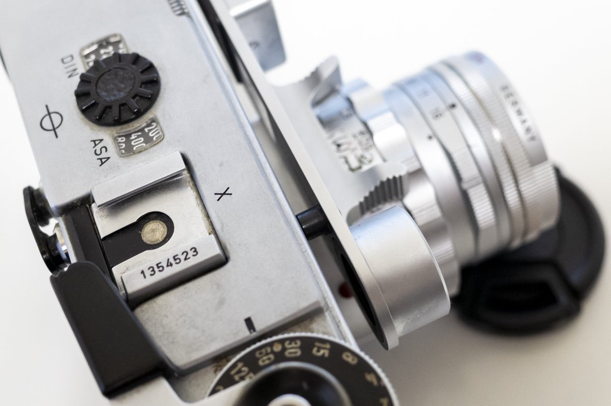 やってはいけないライカレンズ魔改造】Leica M5でDRズミクロンの近接
