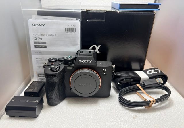 SONY α7Ⅳ ILCE-7M4 ボディ 【 ショット数 666回 - 美品 】｜Yahoo