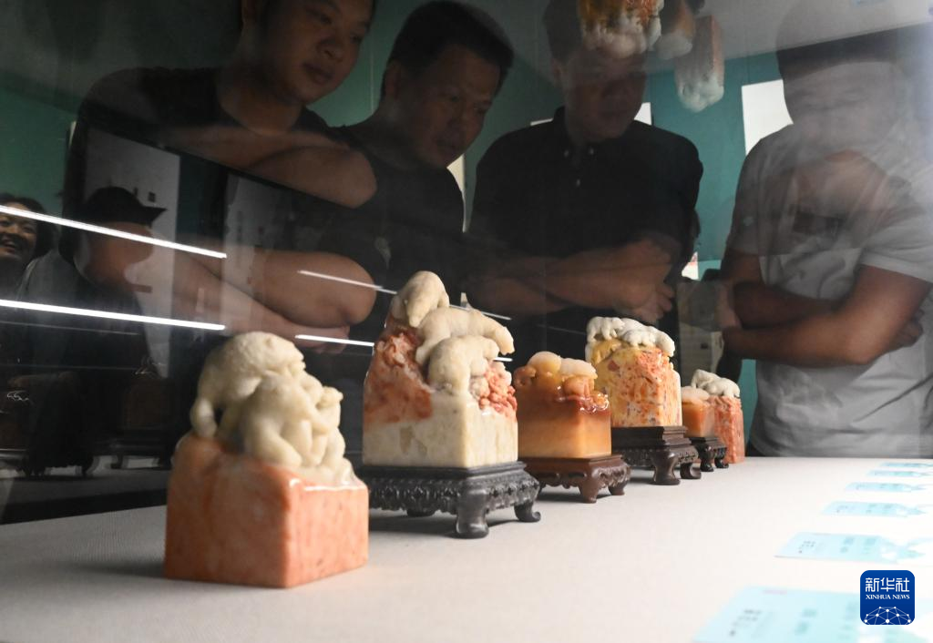 福建省福州で海峡両岸中青年篆刻作品展