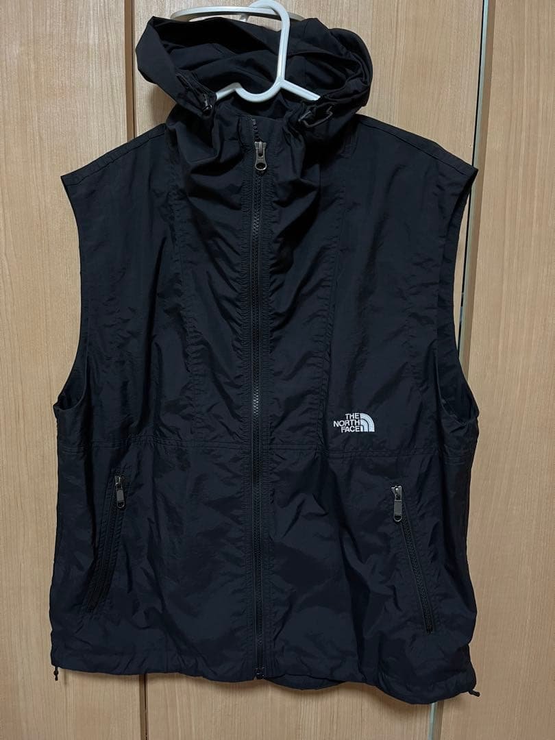 THE NORTHFACE コンパクトフーデッドベスト 直営店舗別注アイテム本日発売‼︎ │ザ・ノース・フェイス プラス