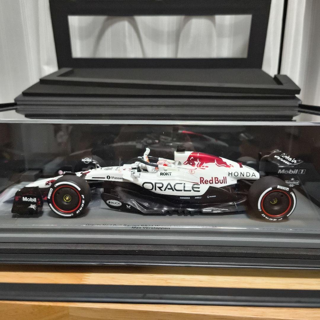 スパーク1/18 レッドブル RB21 Max Verstappen 新品 18S1004 スパーク 1/18 レッドブル RB21 Oracle Red Bull Racing