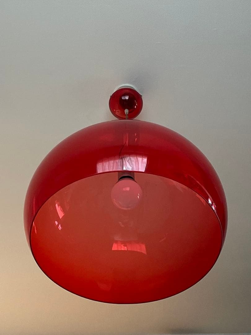 Kartell FLY カルテル　フライ　赤　照明器具 Colour your home with Fly｜Kartell｜カルテルオフィシャルサイト