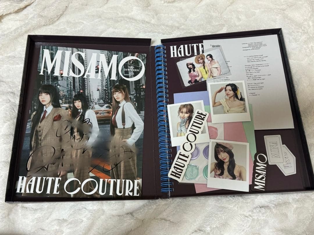 misamoサイン　初回限定豪華版 Amazon.co.jp: twice MISAMO 大判 写真 サイン 入り サナ モモ ミナ
