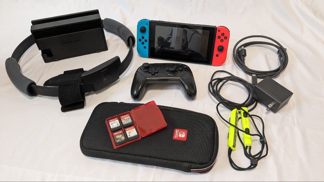 Nintendo Switch 本体・付属品・ゲーム4個 初代 Switch / Switch Lite の同梱品・付属品を写真で分かりやすく紹介