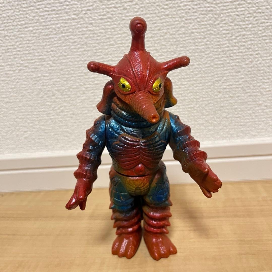 ウルトラマンシリーズ 怪獣フィギュア　ポピーヒッポリト星人 旧ウルトラ怪獣シリーズ ヒッポリト星人 1984年 BANDAI 日本製 - メルカリ
