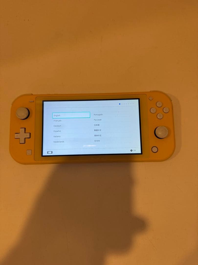 任天堂Switchライト黄色 Nintendo Switch 『新品』Nintendo Lite [イエロー] 任天堂 スイッチ